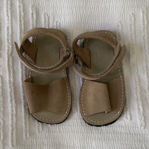 Zara Kids Brown Sandals with Velcro straps BRAND NEW